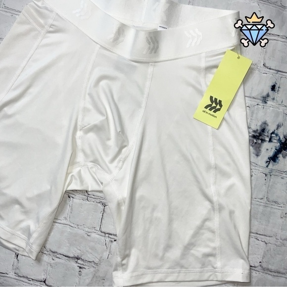 ALL IN MOTION MENS WHITE COMPRESSION TRAINING SHORTS SIZE MEDIUM ATHLETIC WEAR - Picture 4 of 9